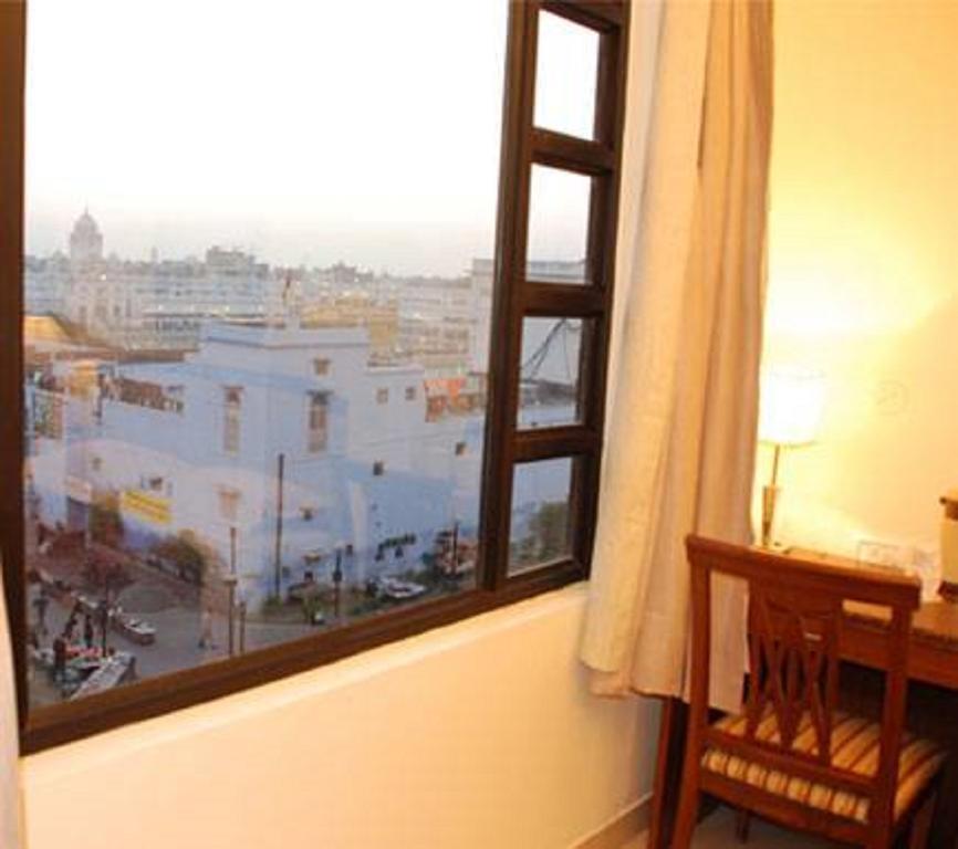 Hotel Indus Amritsar Extérieur photo