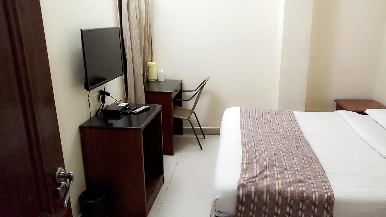 Hotel Indus Amritsar Extérieur photo